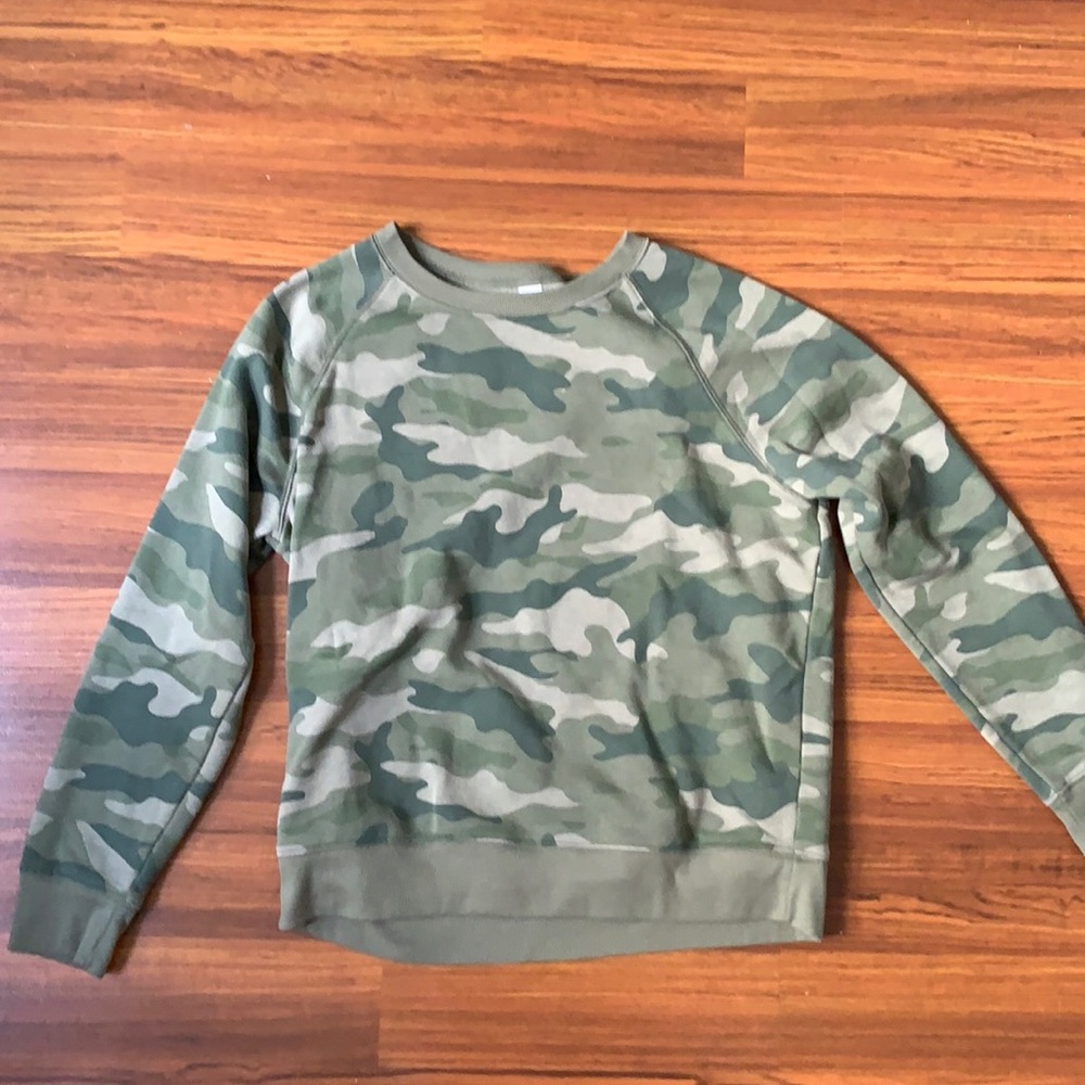 sweatshirt